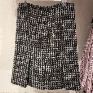 Black and white Zara Aline skirt